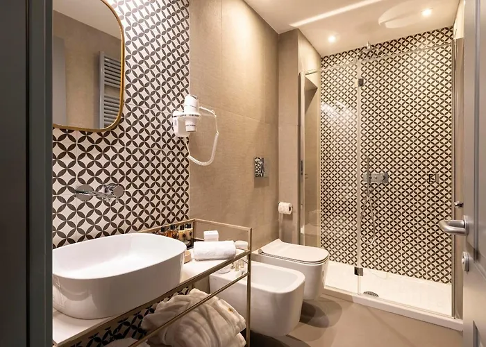 Ξενοδοχείο Loly Boutique 4*