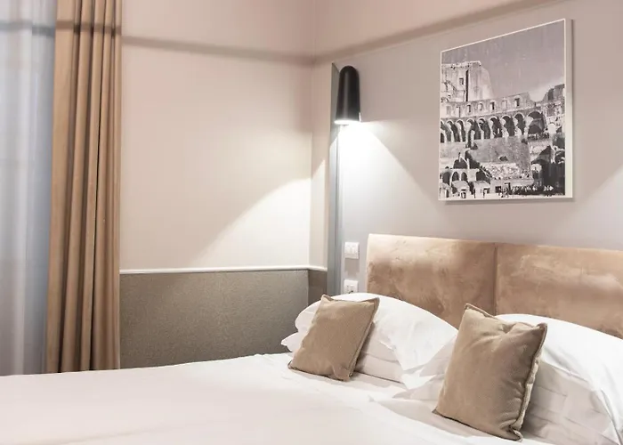 Hotel Loly Boutique 4*