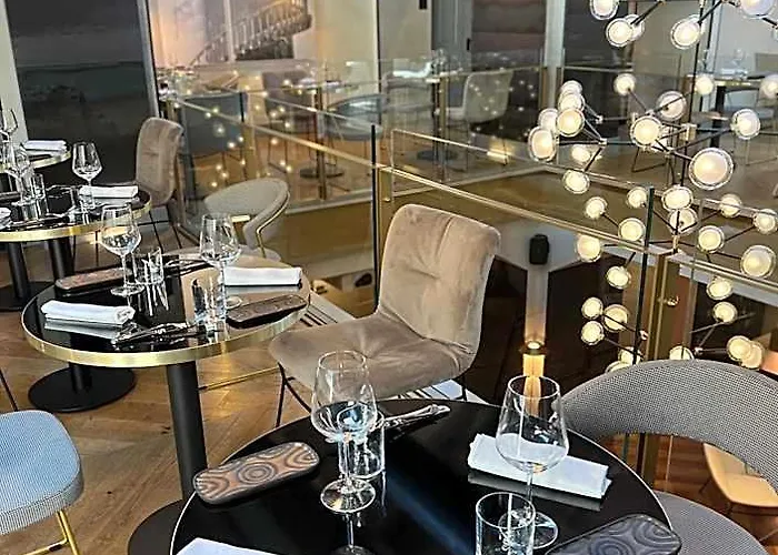 Loly Boutique Hotel 4*