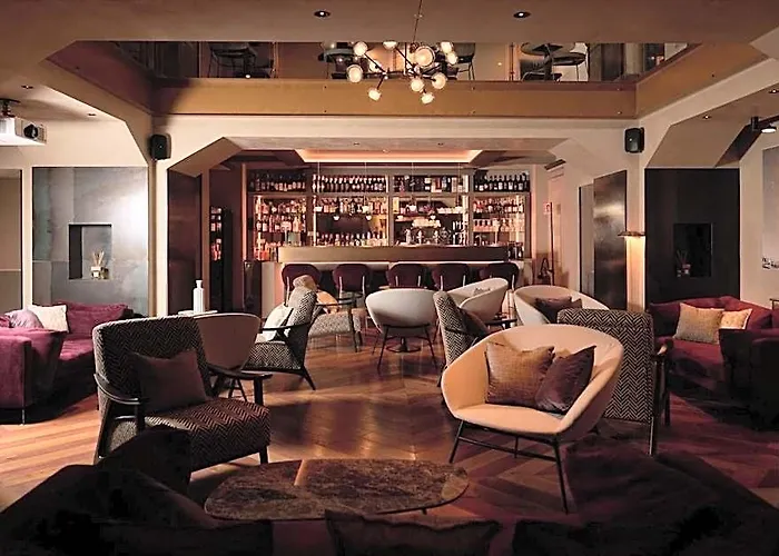Loly Boutique Hotel 4*